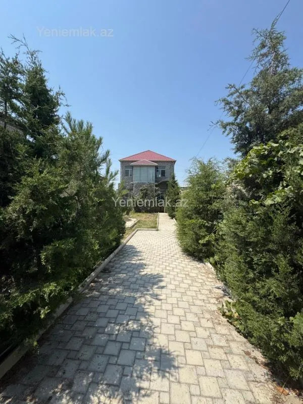 Satılır 6 otaqlı həyət evi 127 m²