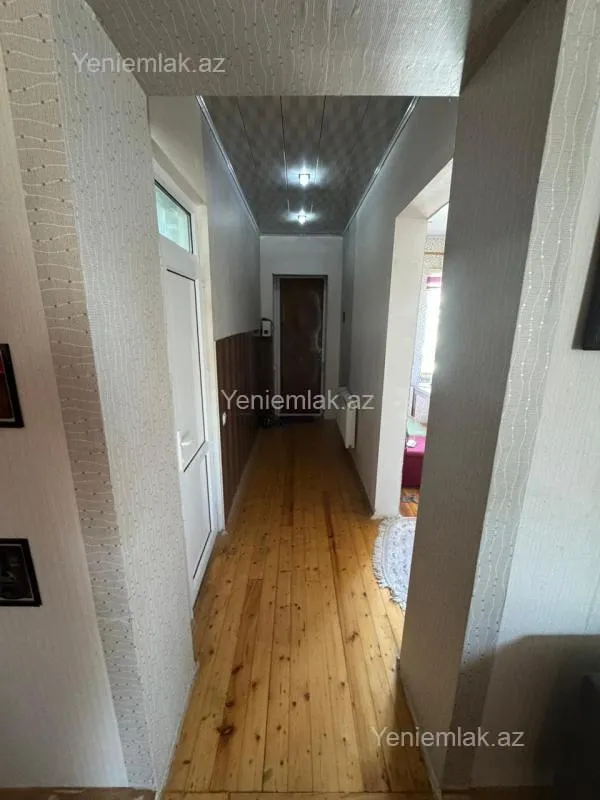 Satılır 6 otaqlı həyət evi 127 m²