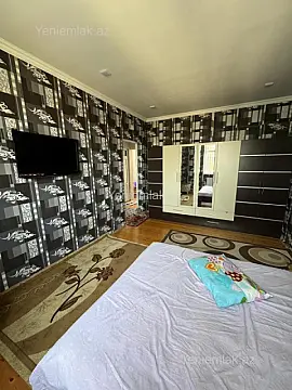 Satılır 6 otaqlı həyət evi 127 m²