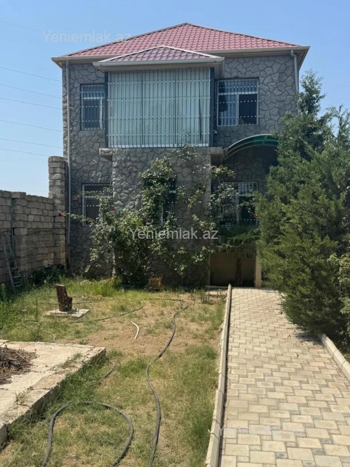 Satılır 6 otaqlı həyət evi 127 m²