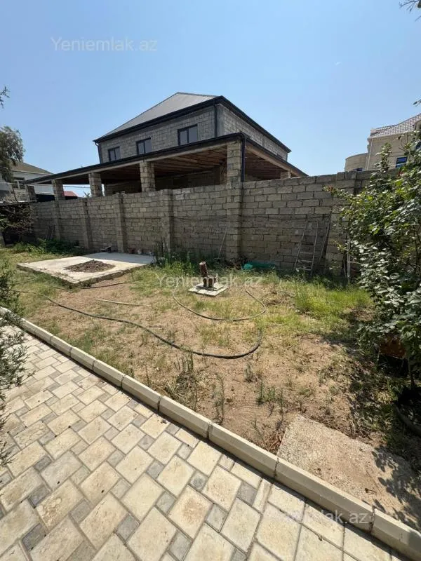 Satılır 6 otaqlı həyət evi 127 m²