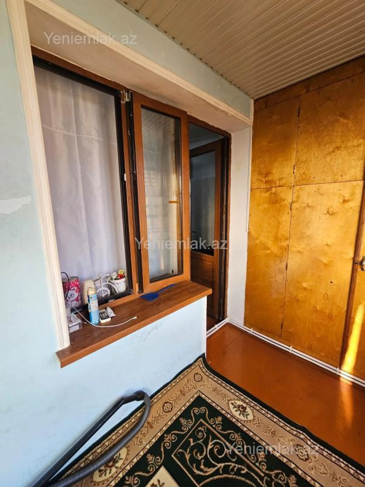 Satılır 2 otaqlı köhnə tikili 69 m²