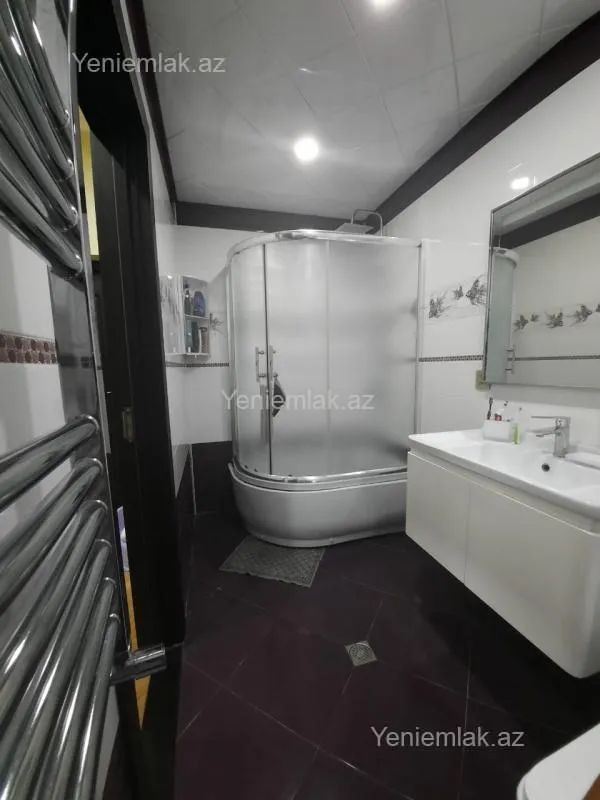 Satılır 2 otaqlı yeni tikili 62 m²