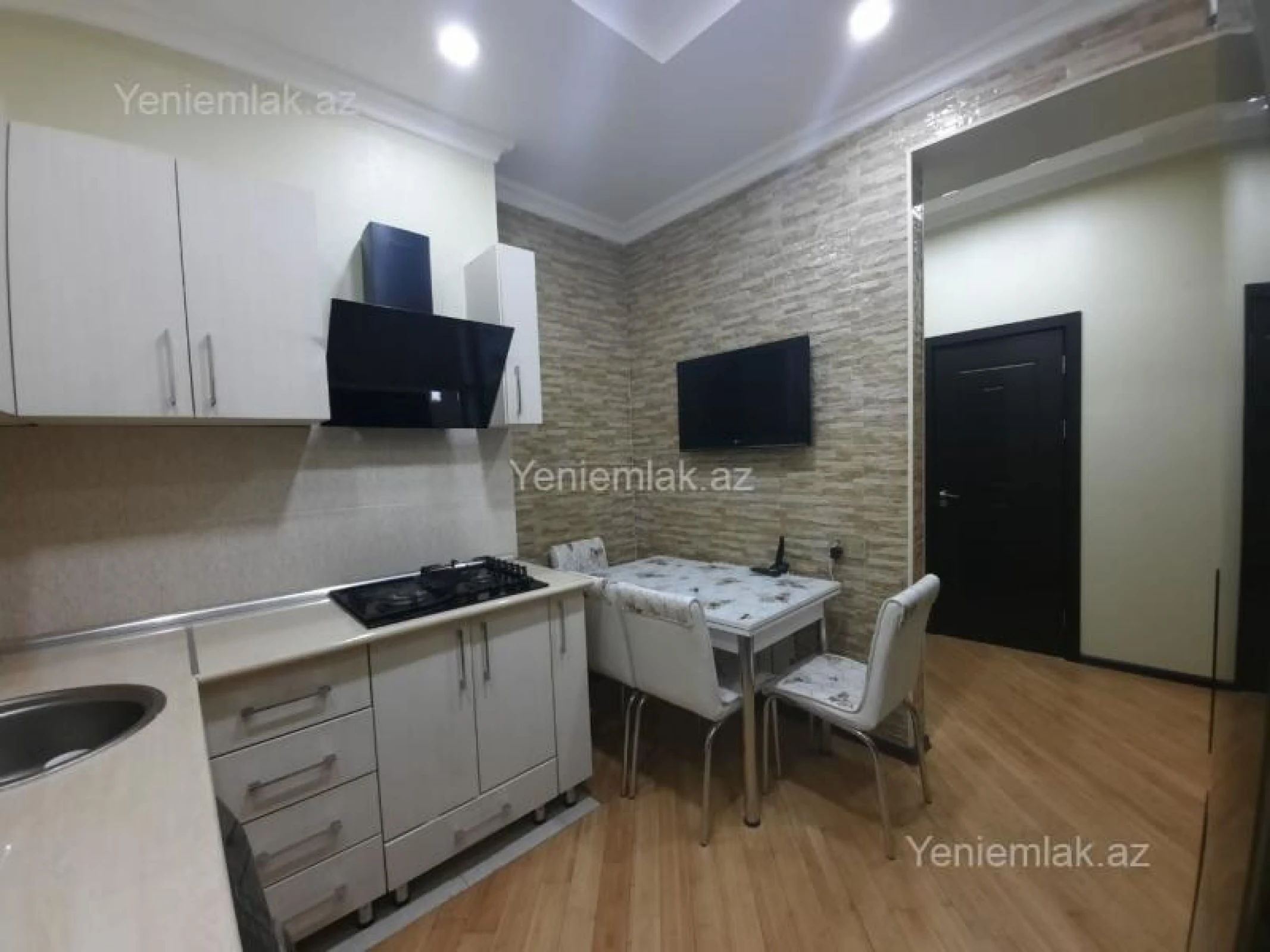 Satılır 2 otaqlı yeni tikili 62 m²