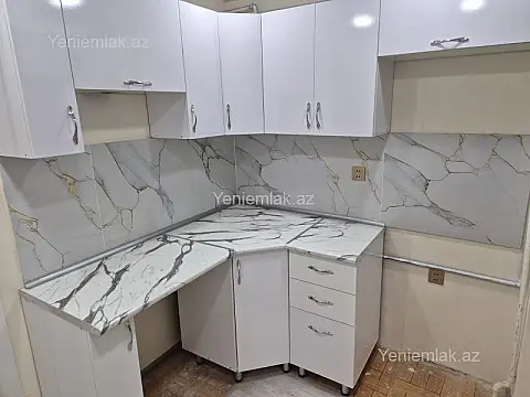 Satılır 1 otaqlı köhnə tikili 35 m²