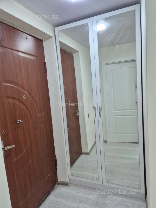 Satılır 1 otaqlı köhnə tikili 35 m²