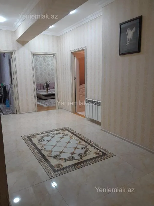 Satılır 3 otaqlı yeni tikili 138 m²