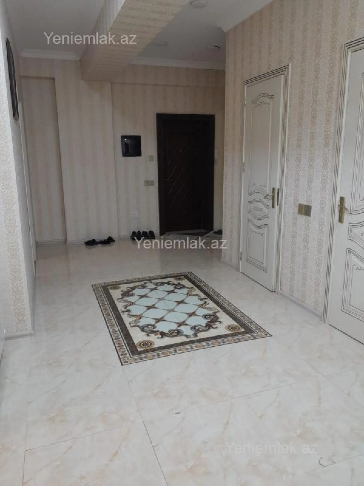 Satılır 3 otaqlı yeni tikili 138 m²