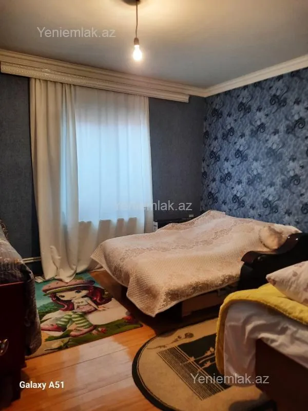 Satılır 2 otaqlı həyət evi 220 m²