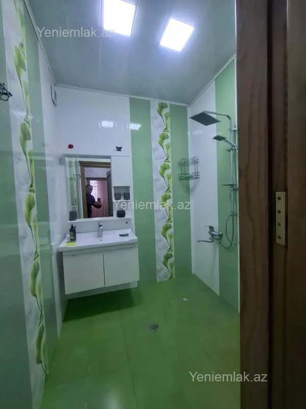 Satılır 3 otaqlı yeni tikili 85 m²