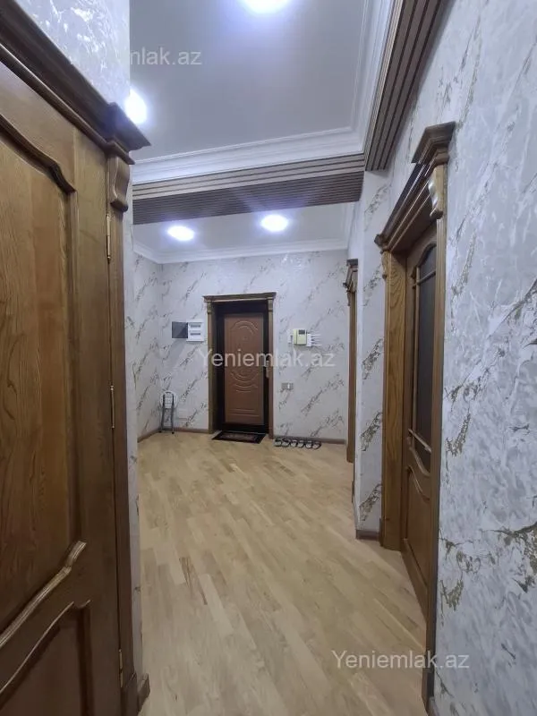 Satılır 3 otaqlı yeni tikili 85 m²