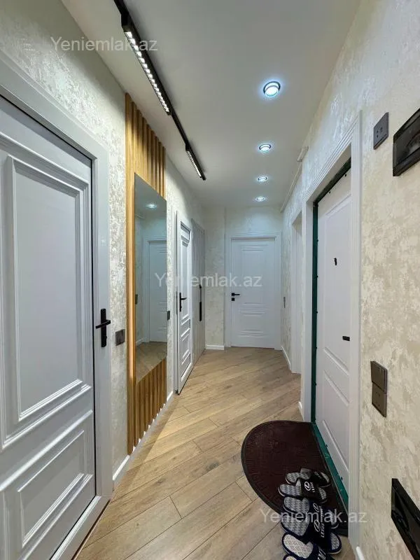 Satılır 2 otaqlı köhnə tikili 60 m²