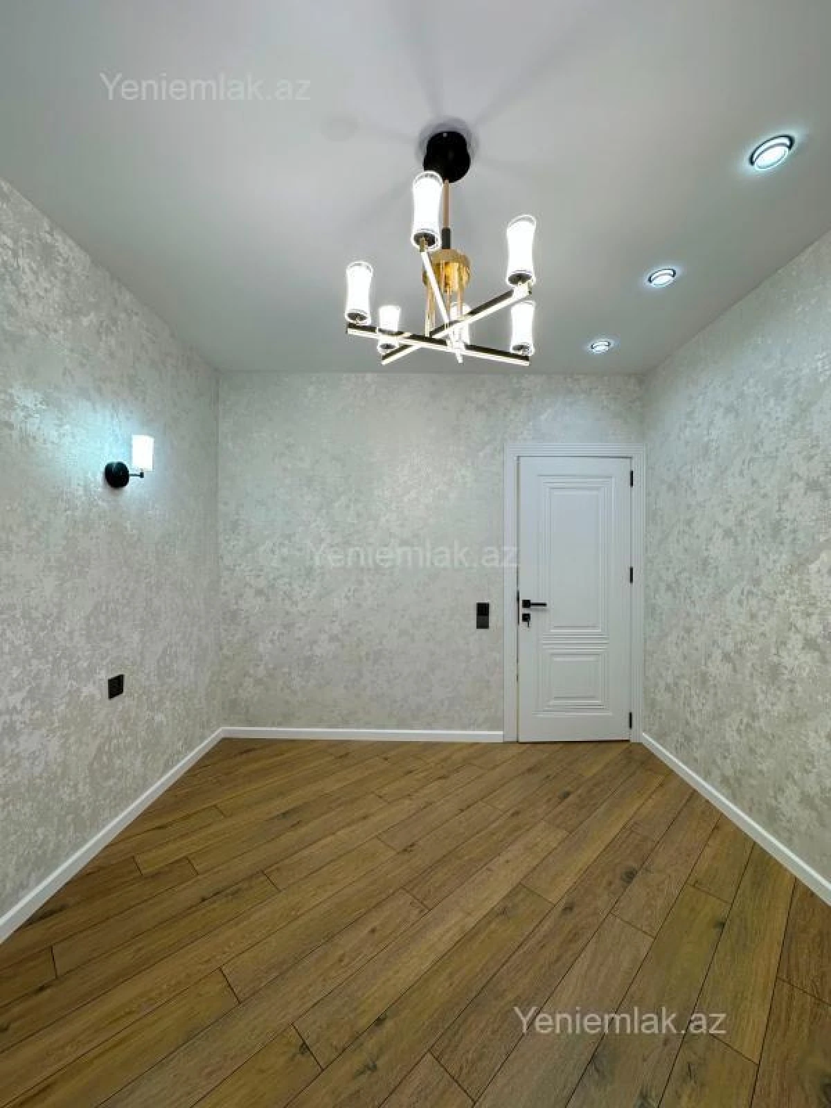 Satılır 2 otaqlı köhnə tikili 60 m²