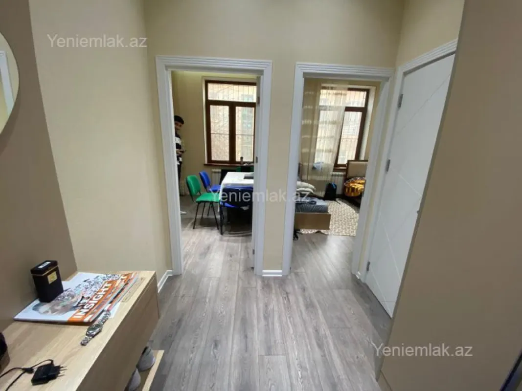 Satılır 2 otaqlı köhnə tikili 50 m²