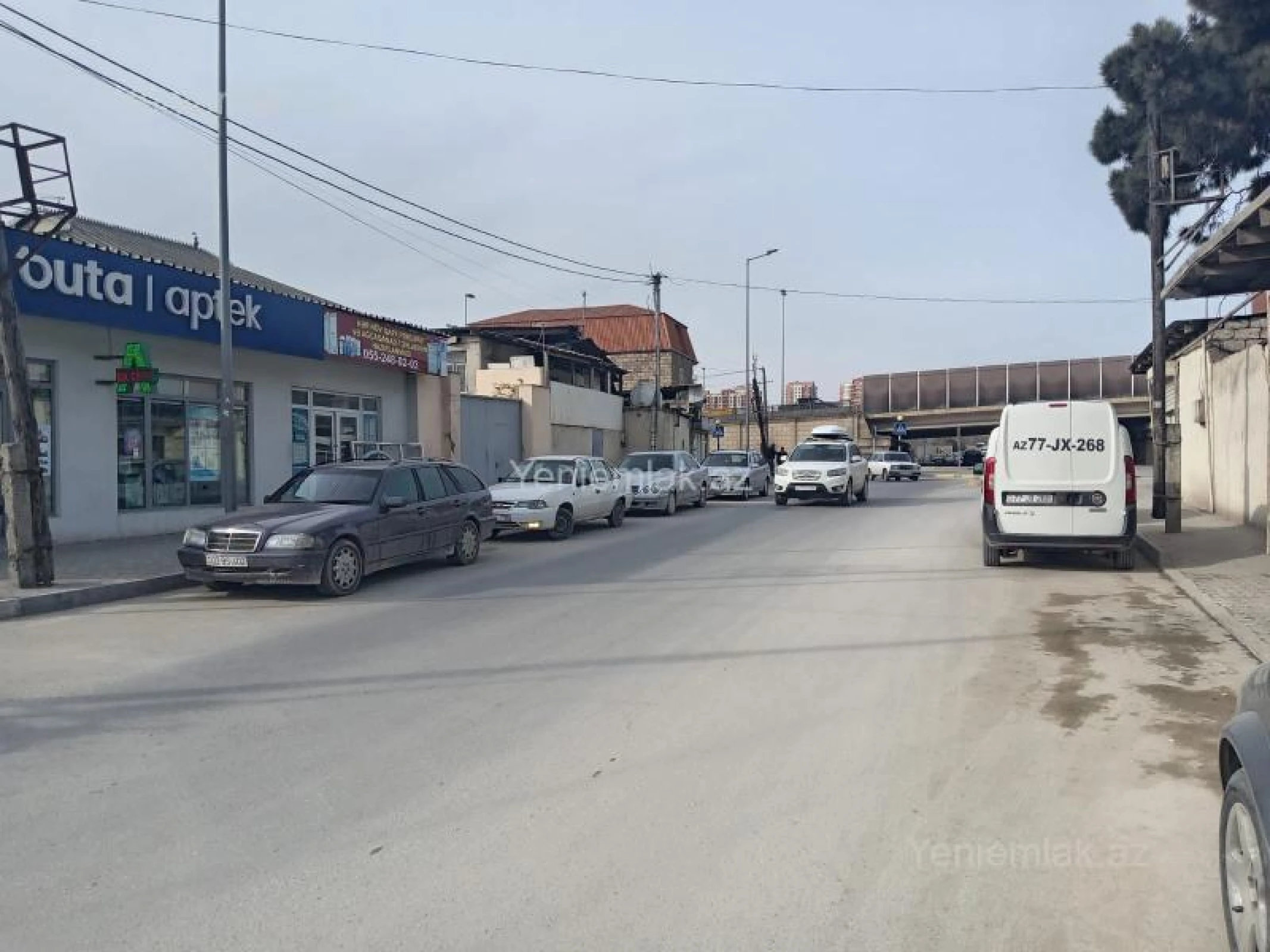Satılır 6 otaqlı köhnə tikili 160 m²