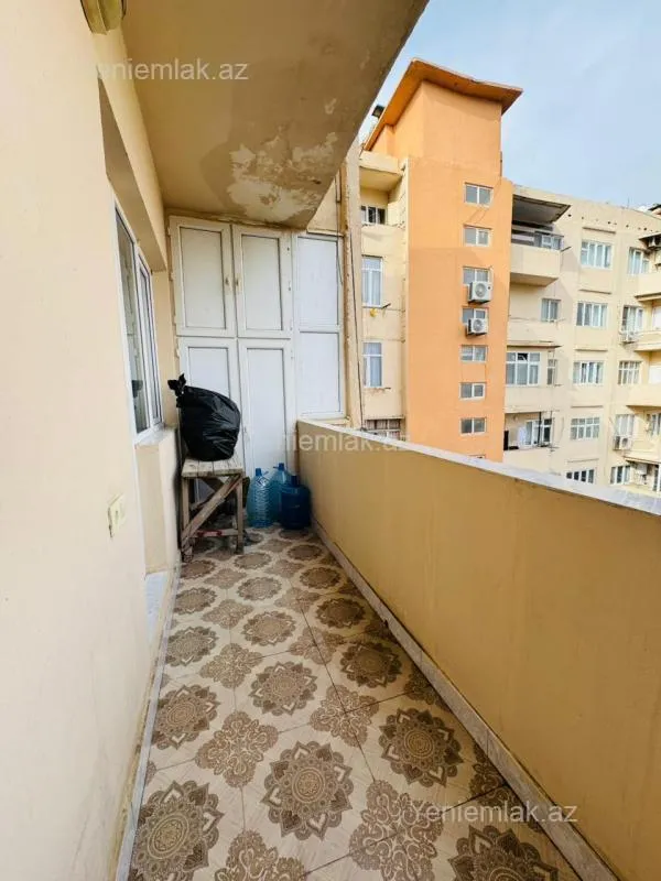 Satılır 4 otaqlı köhnə tikili 96 m²