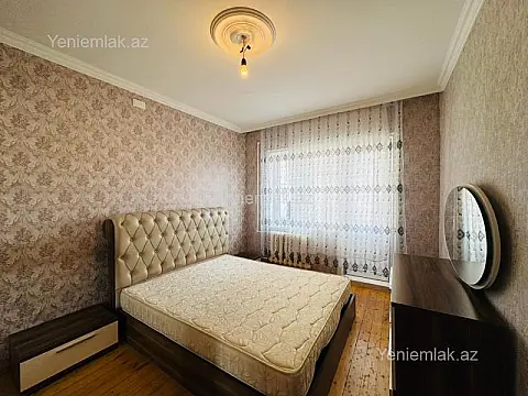 Satılır 4 otaqlı köhnə tikili 96 m²