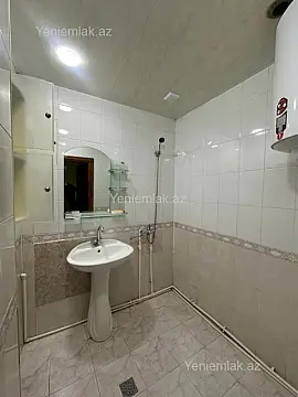 Satılır 2 otaqlı köhnə tikili 60 m²