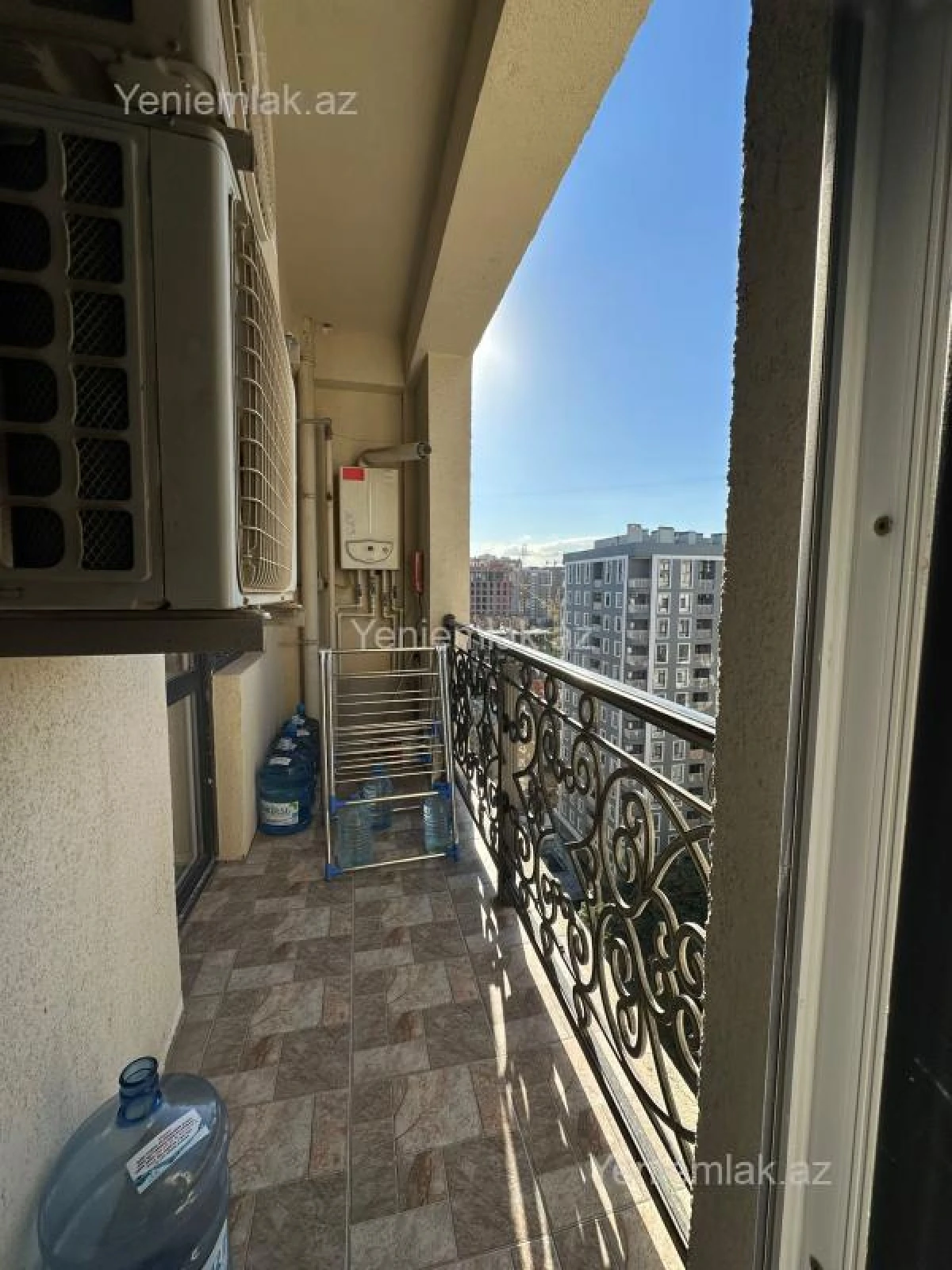 Satılır 3 otaqlı yeni tikili 100 m²