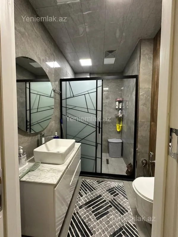 Satılır 3 otaqlı yeni tikili 100 m²