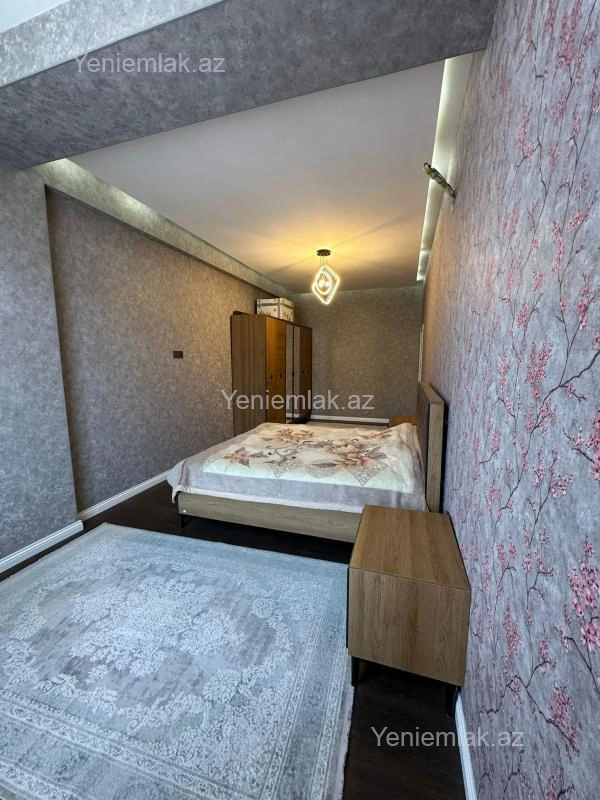 Satılır 3 otaqlı yeni tikili 100 m²