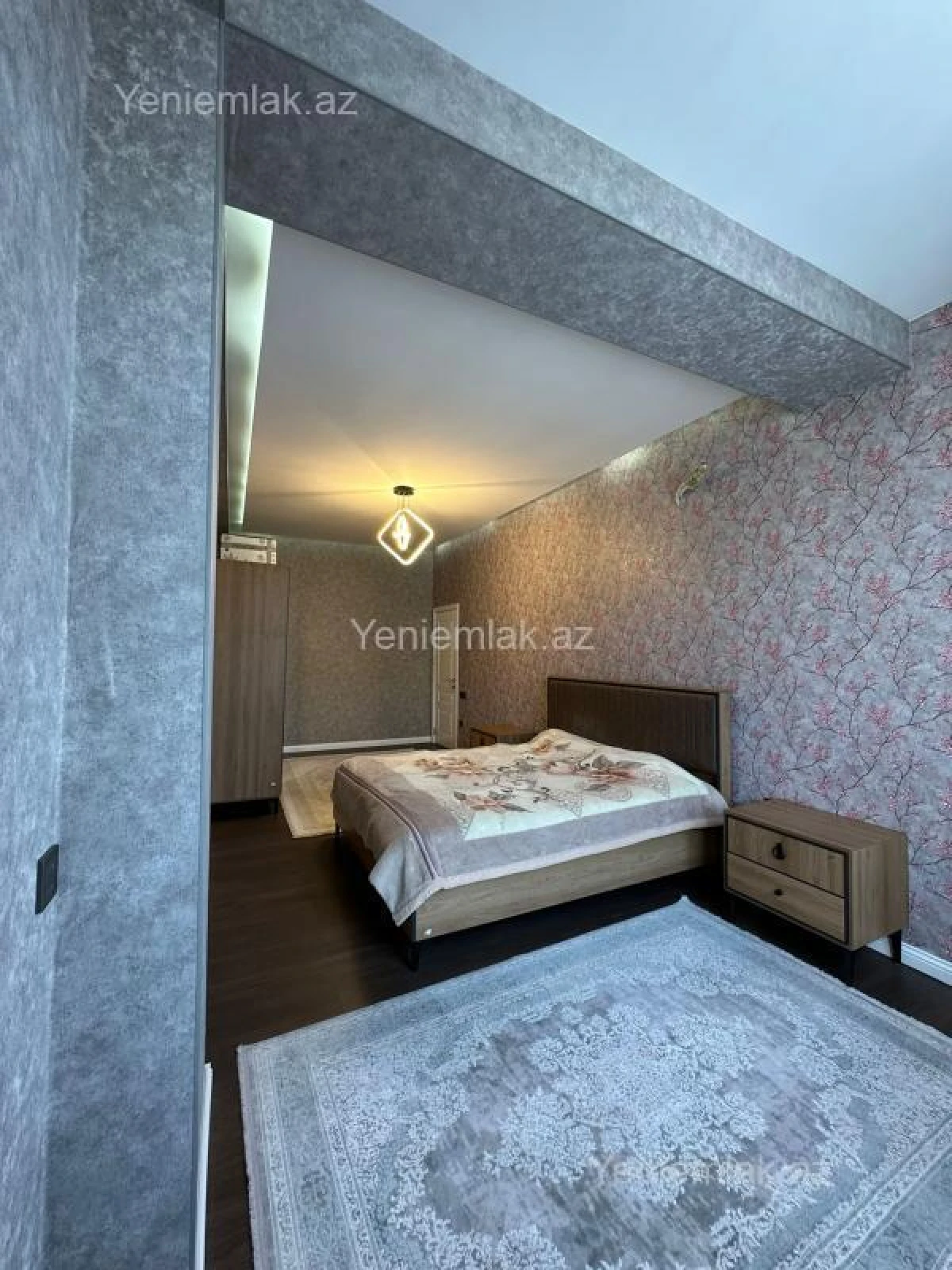 Satılır 3 otaqlı yeni tikili 100 m²