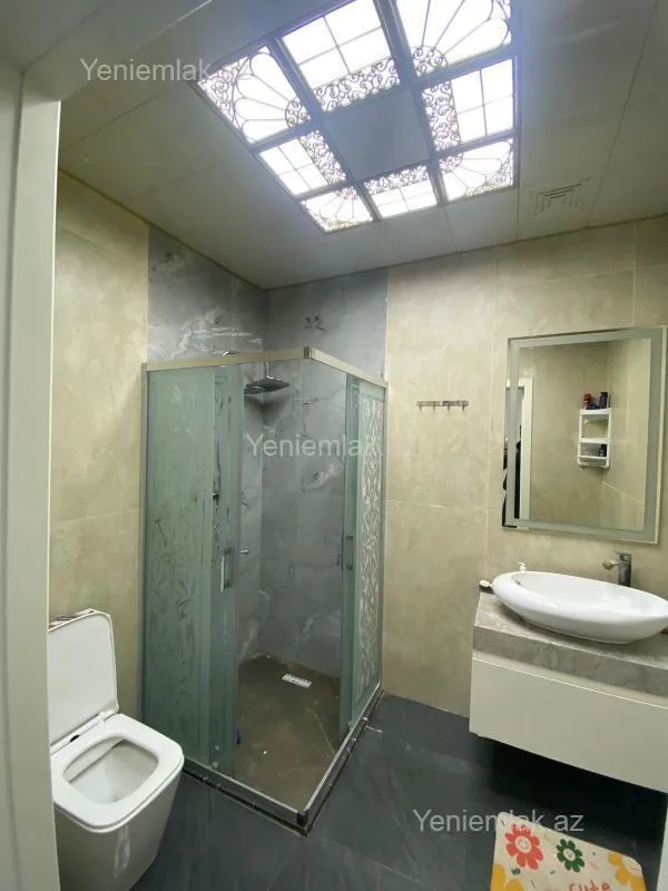 Satılır 2 otaqlı yeni tikili 80 m²