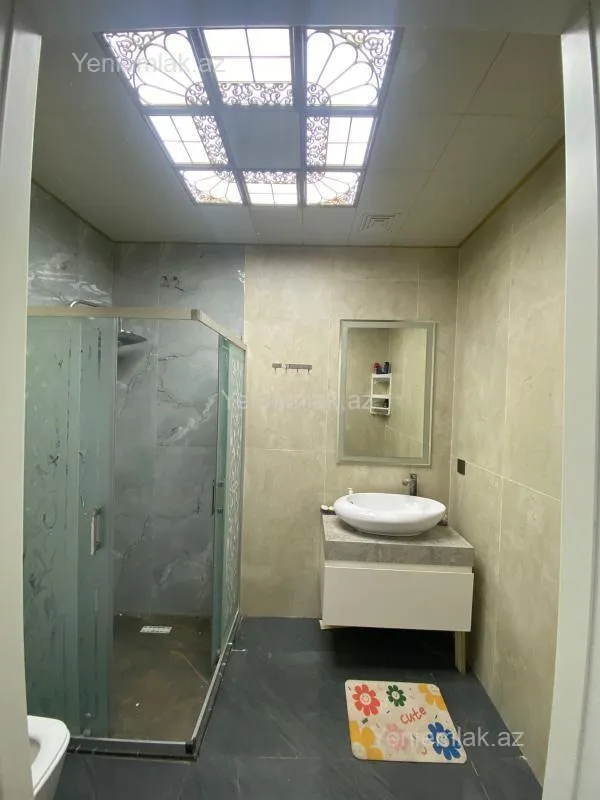 Satılır 2 otaqlı yeni tikili 80 m²