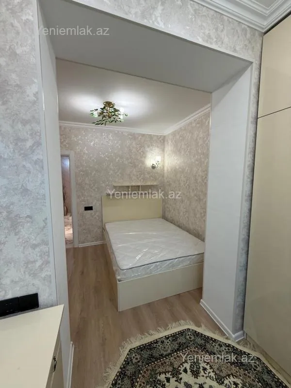 Satılır 2 otaqlı köhnə tikili 50 m²