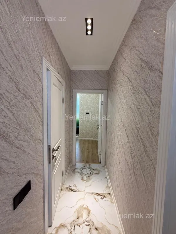 Satılır 2 otaqlı köhnə tikili 50 m²