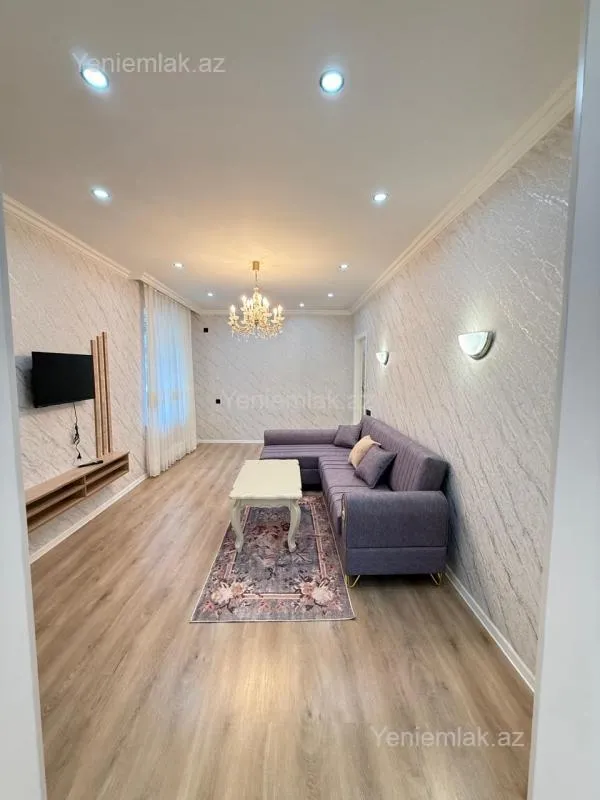 Satılır 2 otaqlı köhnə tikili 50 m²