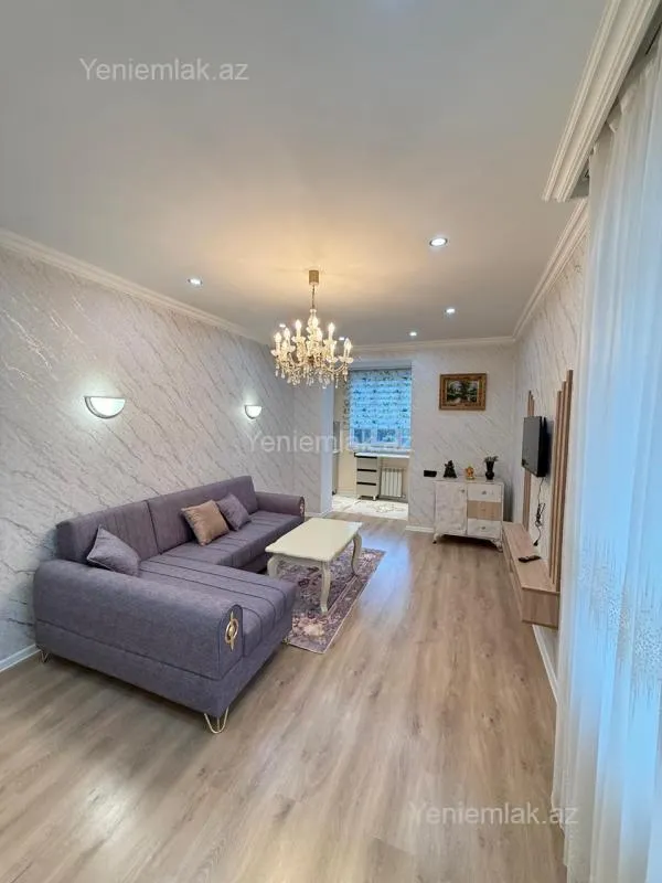 Satılır 2 otaqlı köhnə tikili 50 m²