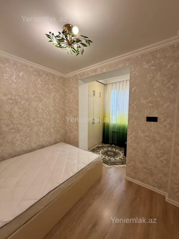 Satılır 2 otaqlı köhnə tikili 50 m²