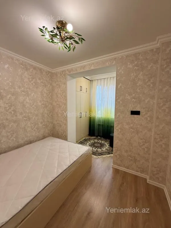 Satılır 2 otaqlı köhnə tikili 50 m²