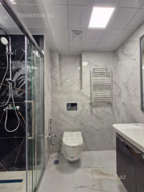 Satılır 3 otaqlı yeni tikili 72 m²