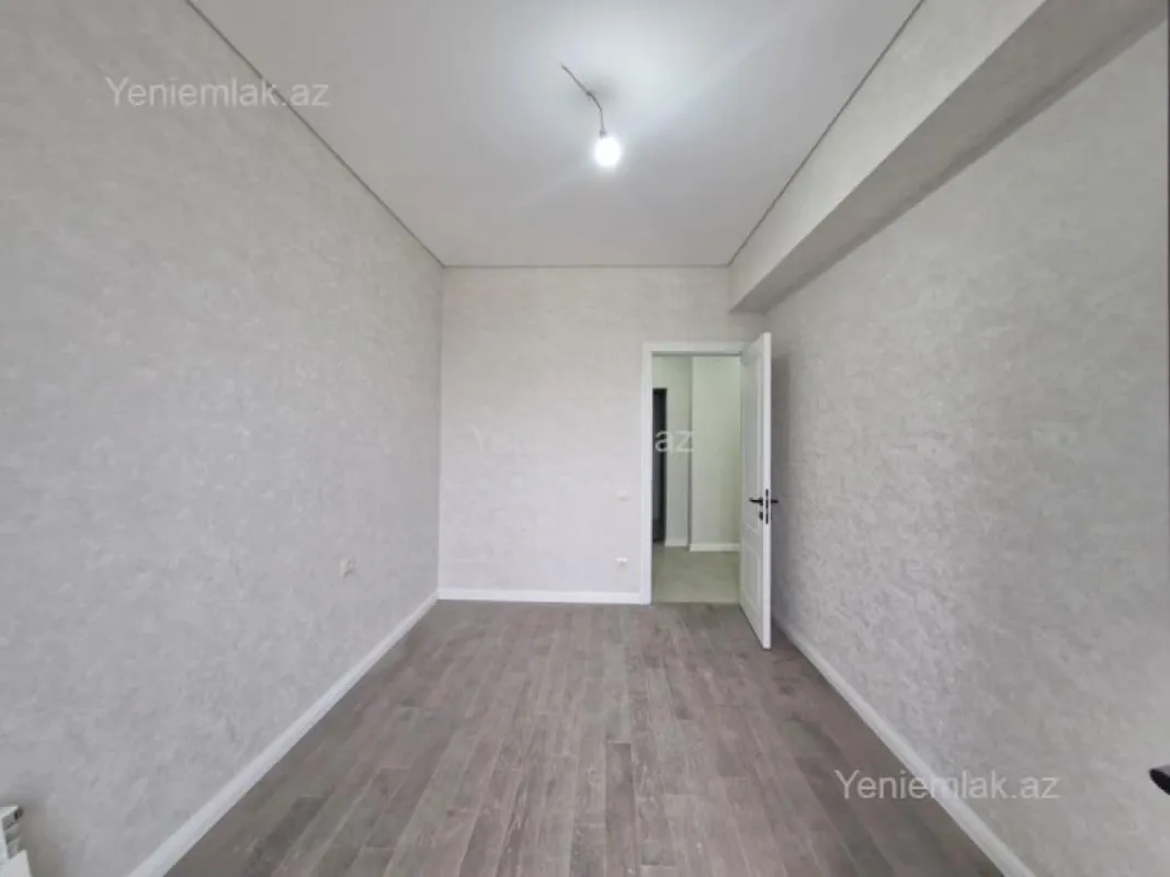 Satılır 3 otaqlı yeni tikili 72 m²