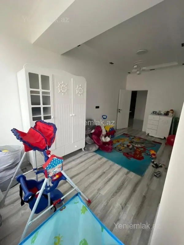 Satılır 3 otaqlı yeni tikili 154 m²