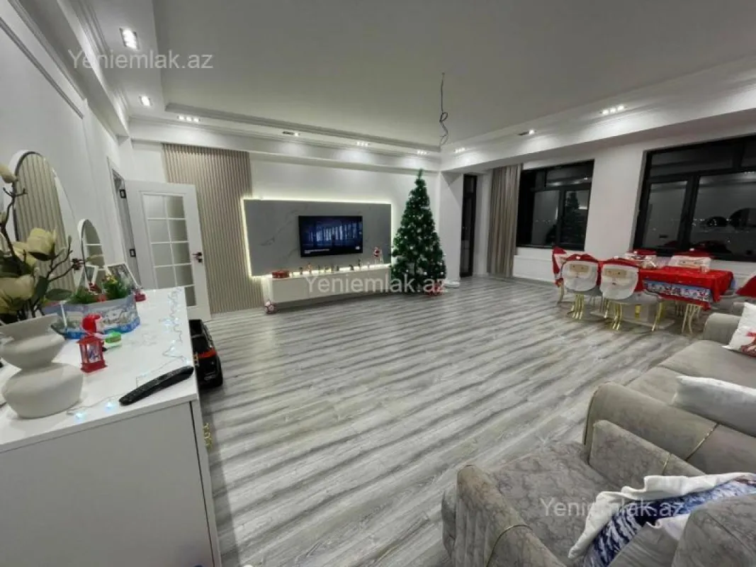 Satılır 3 otaqlı yeni tikili 154 m²