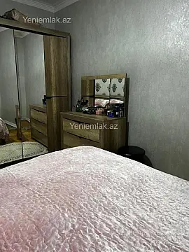 Satılır 3 otaqlı köhnə tikili 70 m²