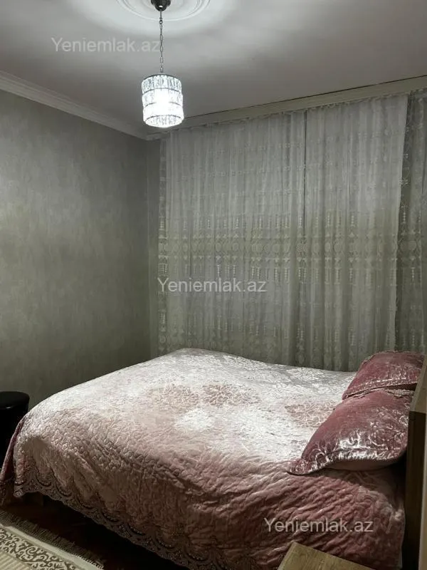 Satılır 3 otaqlı köhnə tikili 70 m²