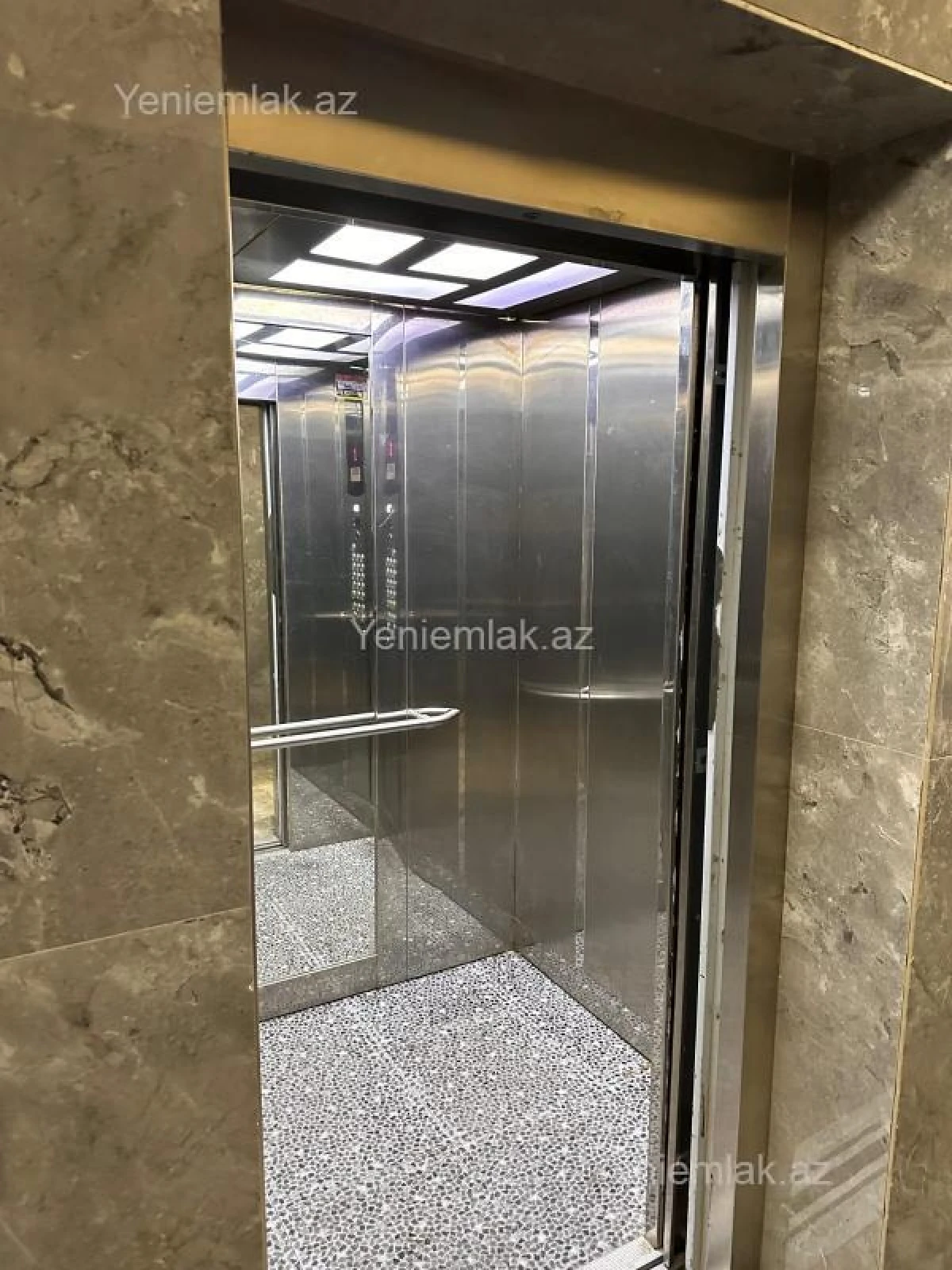 Satılır 3 otaqlı yeni tikili 91 m²