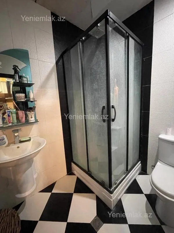 Satılır 2 otaqlı yeni tikili 72 m²