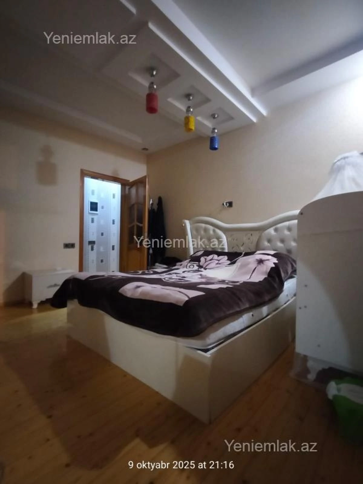 Satılır 2 otaqlı köhnə tikili 78 m²