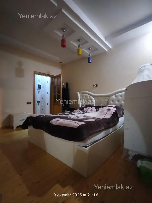 Satılır 2 otaqlı köhnə tikili 78 m²