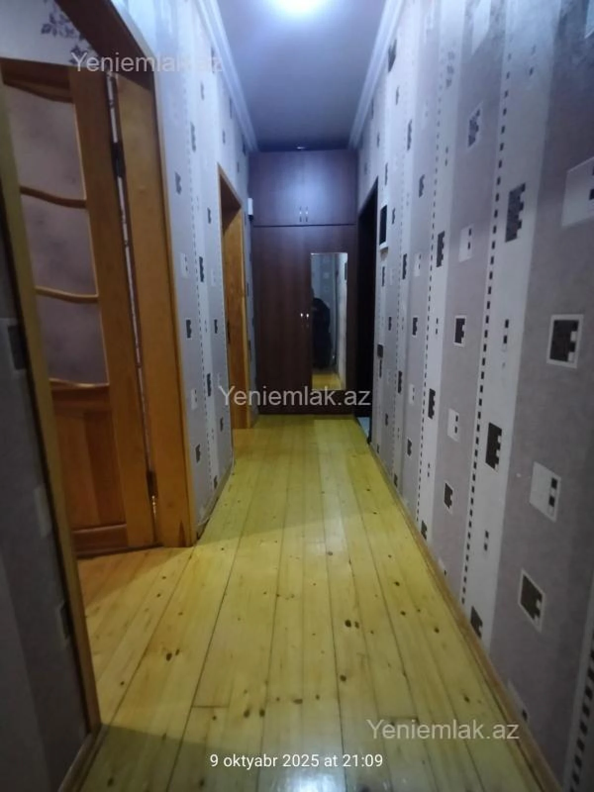 Satılır 2 otaqlı köhnə tikili 78 m²