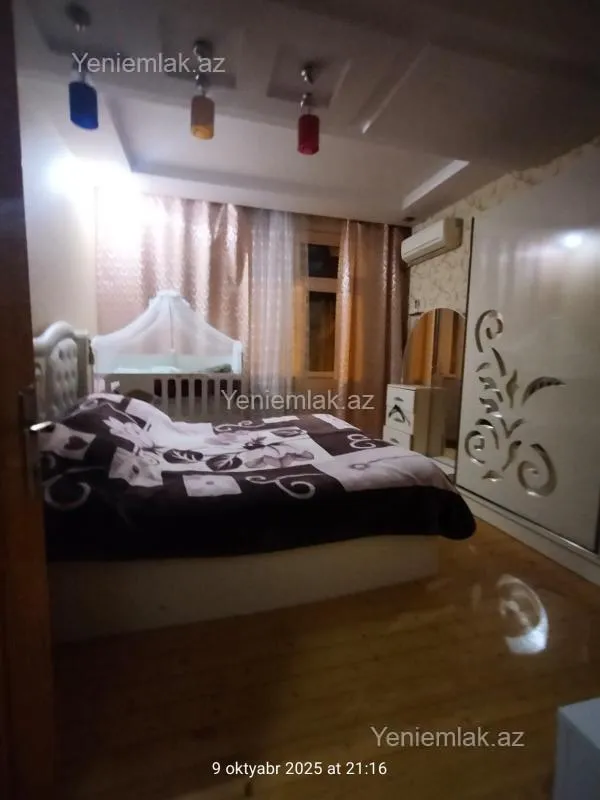 Satılır 2 otaqlı köhnə tikili 78 m²