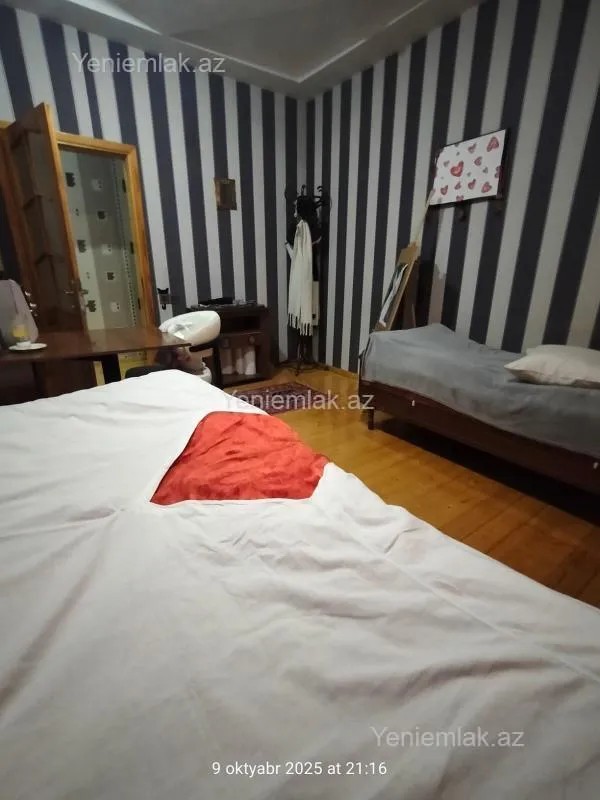 Satılır 2 otaqlı köhnə tikili 78 m²