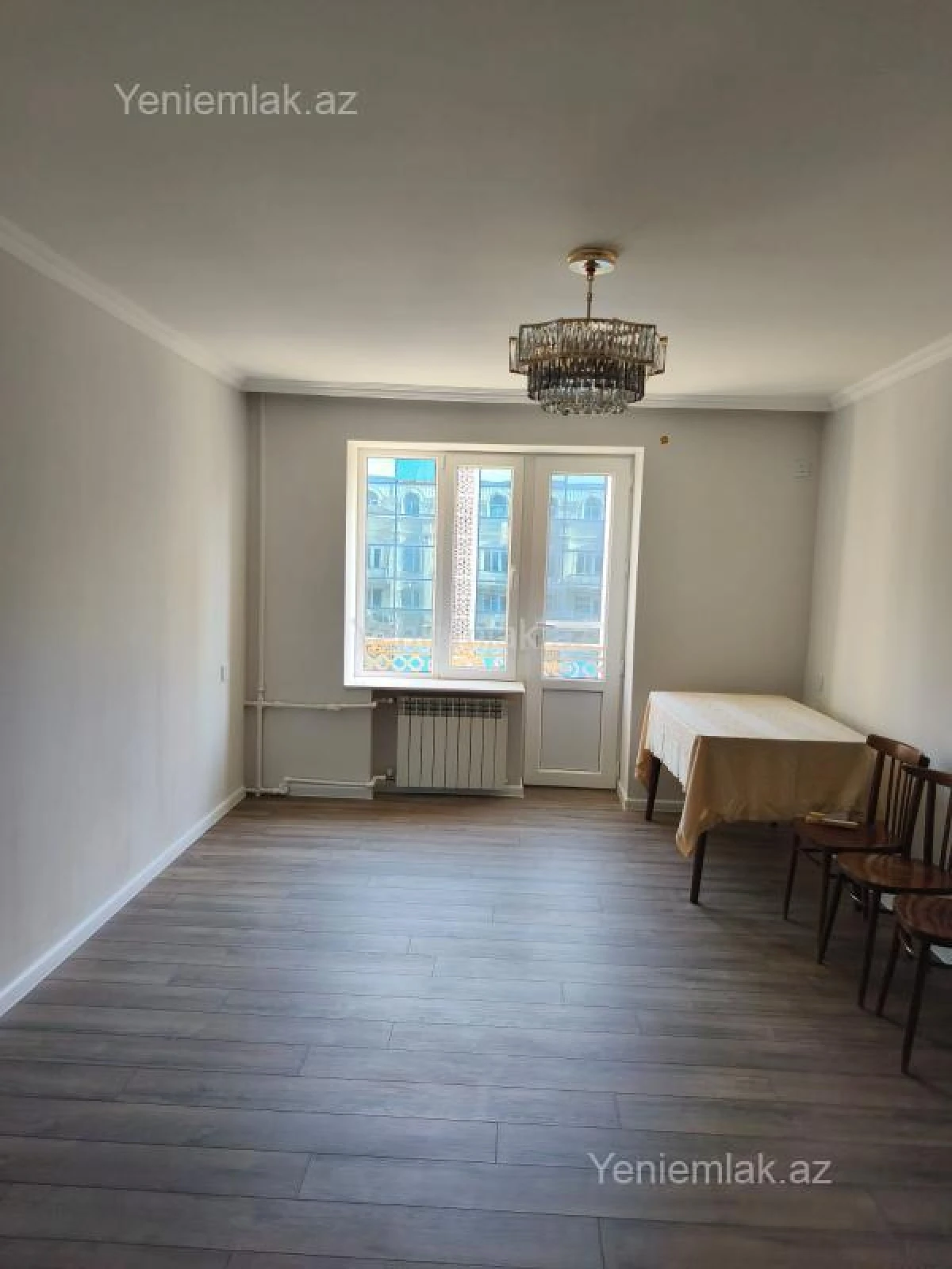 Satılır 3 otaqlı köhnə tikili 80 m²