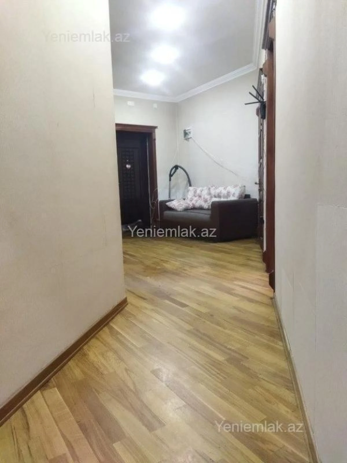 Satılır 3 otaqlı yeni tikili 120 m²