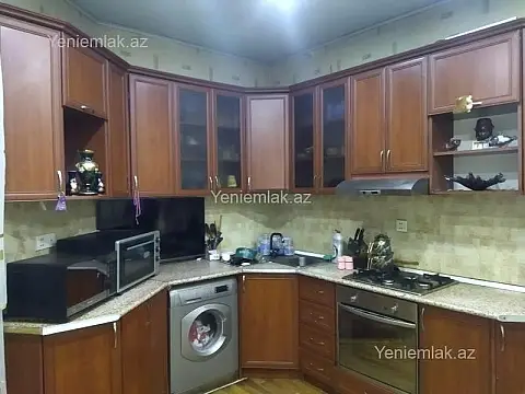 Satılır 3 otaqlı yeni tikili 120 m²